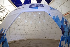 Каркасный купольный шатер "Большой фестиваль футбола" диаметром 6,9 м для оформления спортивного мероприятия